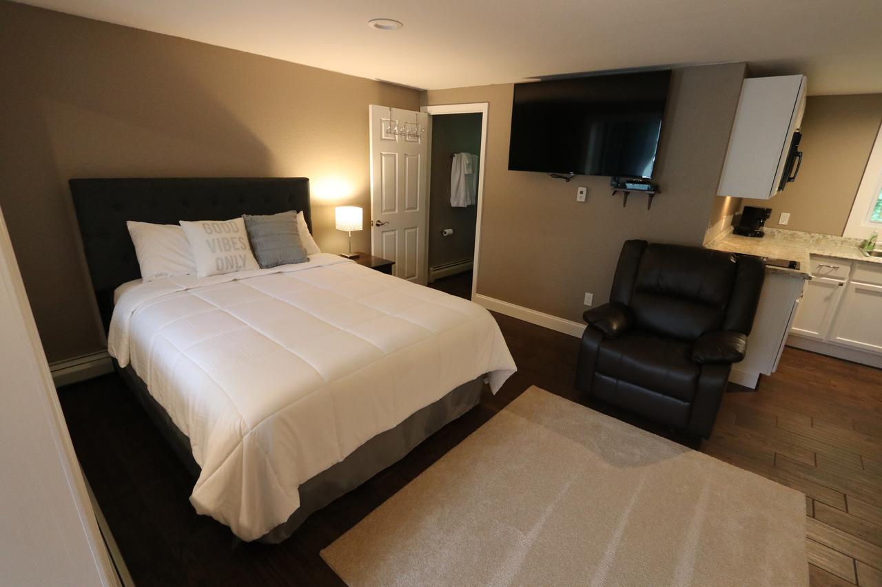 Brimley Motel Suites Eksteriør billede